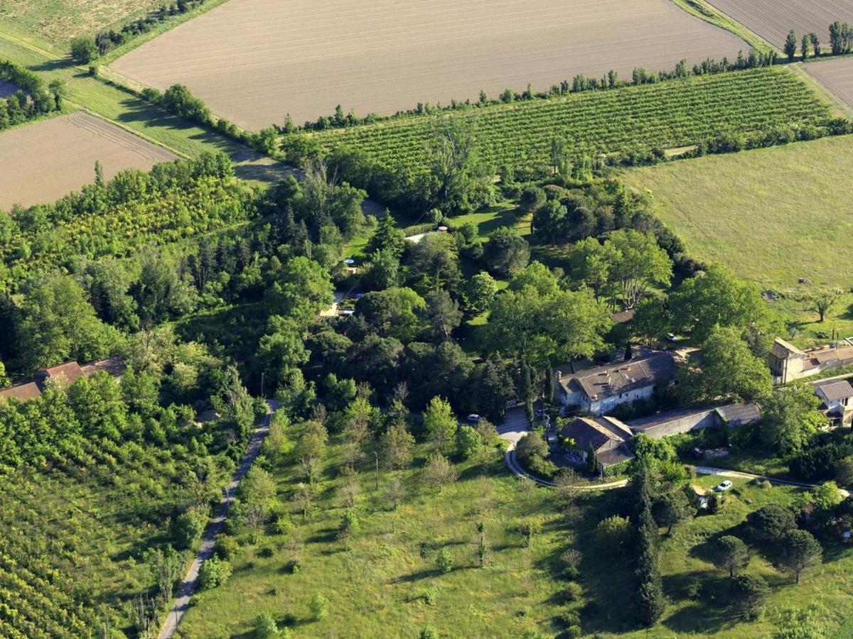 Domaine De Rhodes B&B Avinyon Dış mekan fotoğraf
