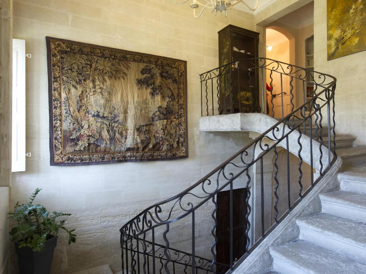 Domaine De Rhodes B&B Avinyon Dış mekan fotoğraf
