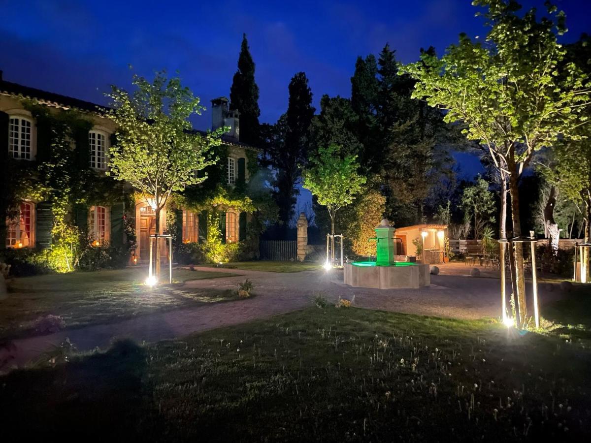 Domaine De Rhodes B&B Avinyon Dış mekan fotoğraf