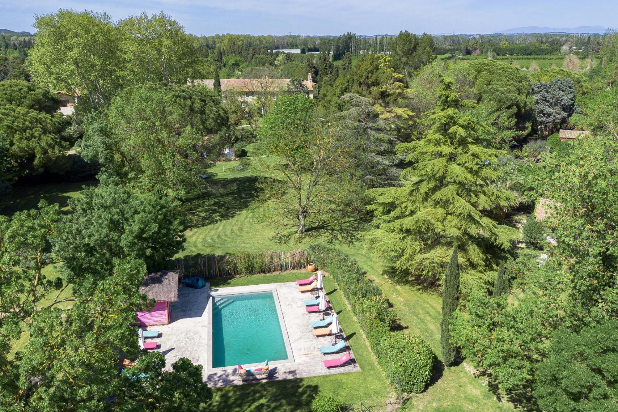 Domaine De Rhodes B&B Avinyon Dış mekan fotoğraf